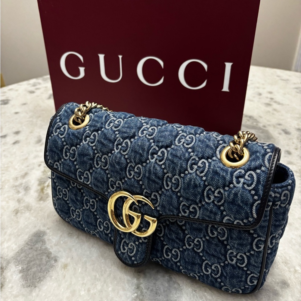 Gucci GG MARMONT SMALL SHOULDER BAG